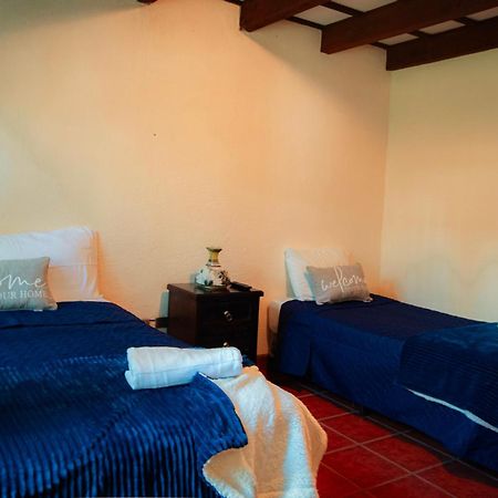 Palacio Del Conquistador San Cristobal El Bajo ภายนอก รูปภาพ