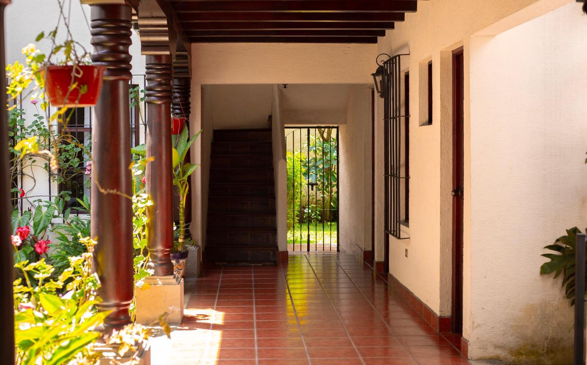 Palacio Del Conquistador San Cristobal El Bajo ภายนอก รูปภาพ